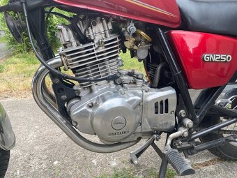 Suzuki GN 250 rv. 1992 - 6