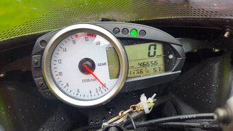 Kawasaki zx6r - 6