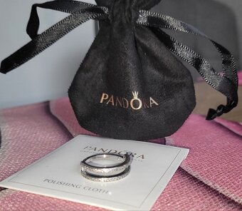 Pandora jako nový dámský stříbrný značkový prsten signature - 6