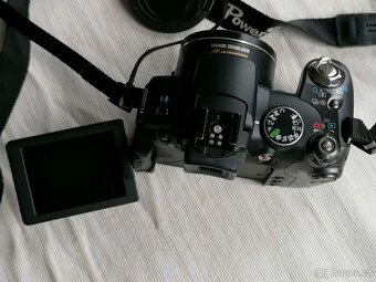 Canon PowerShot S5 IS - 6