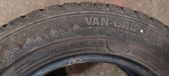 Zimní pneumatiky Continental 215/65R16C 6,00mm DOT 2023 - 6