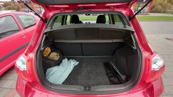 Toyota Auris 1.6, 88 tis. km - 6