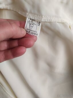 hezká zajimavá halenka - 6