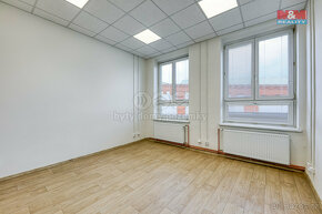 Pronájem kancelářského prostoru, 247 m²,Plzeň, ul. Korandova - 6