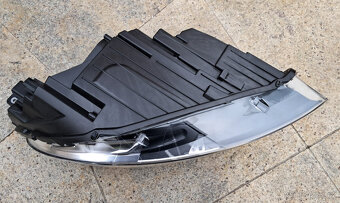 Levý přední LED světlomet Volvo V40, 32228479 - 6
