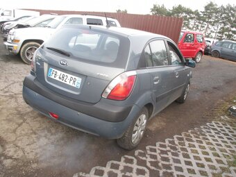 Kia Rio 1,5 CRDi - 6