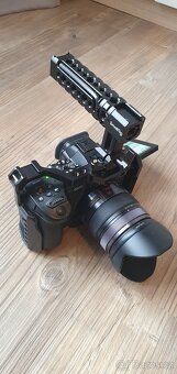 GH5 vč. příslušenství + objektivy - 6