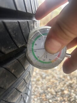 225/45/17 letní pneu - 6