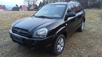 HYUNDAI TUCSON - 6