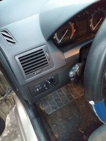 Prodám díly Fabia 1 face lift 1,4 16V 55kw BKY - 6