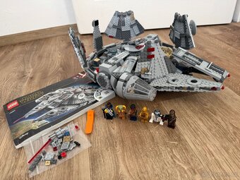 LEGO® Star Wars™ 75257 Millennium Falcon™ - 6