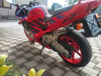 Prodám Honda CBR 600 F PC25 youngtimer retro po servisu - 6