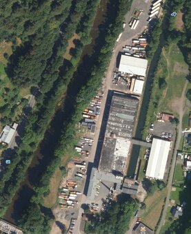 Pronájem skladových , výrobních prostor100 m2 - 6