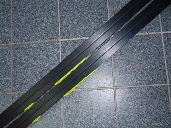 NOVÉ NNN CLASSIC BĚŽKY 182 CM FISCHER VASA CRS - 6