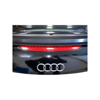 Páté dveře černá metalíza LY9B Audi TT 8J S-Line Coupe 2010 - 6