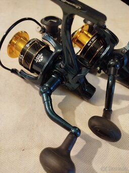 RYBÁŘSKÝ NAVIJÁK KT3000 S BAITRUNNEREM - 6