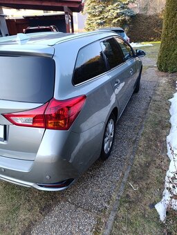Toyota Auris,1,6,97kw,151000km,2014 - 6
