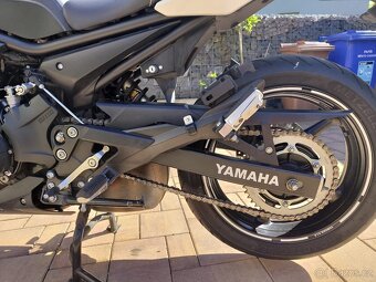 Yamaha XJ6 - 6