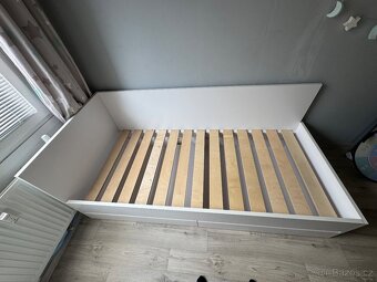 Postel 200x90 (zánovní) +matrace - 6
