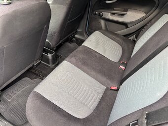 Fiat Grande Punto - 6