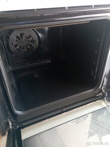 Prodám vestavěná kamna s deskou - 6