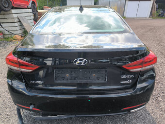 Hyundai Genesis 3,8 HTRAC - 6