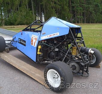 Kart jezdeny na zavodech do vrchu Maverick Rescue Cup - 6