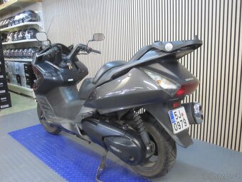 Honda FJS Silver Wing 400 - 6