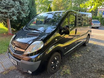 Opel Vivaro Life Westfalia 2.5 CDTi 107 kW – 7 MÍST, OTOČNÁ - 6