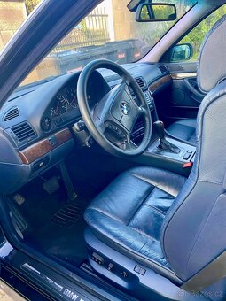 BMW e38 740i - 6