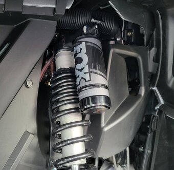 CAN-AM Outlander MAX 650 XT-P ABS MY24, PŘEDVÁDĚCÍ 5KM,AKCE - 6