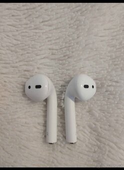 Apple AirPods 2 - 6