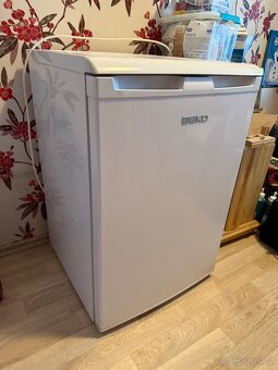 Lednice s mrazakem BEKO - 6