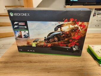 Xbox one X 1 TB + hry - top stav - 6