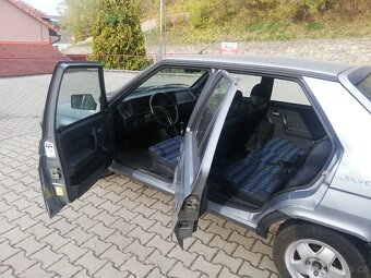 ŠKODA FAVORIT GLX Silver line - 6