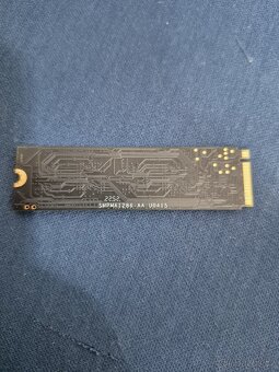 HDD 1TB / SSD SATA 480GB / SSD M.2 240GB - 6