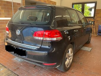 Volkswagen Golf 6 1.4Mpi 59KW COMFORTLINE 155 tkm VYHŘ. SEDA - 6