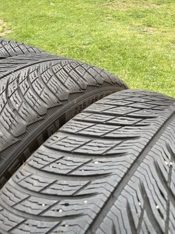 Michelin 235/45R18 zimní - 6