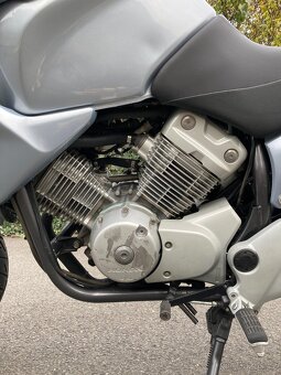 Honda XL 125 Varadero - 6