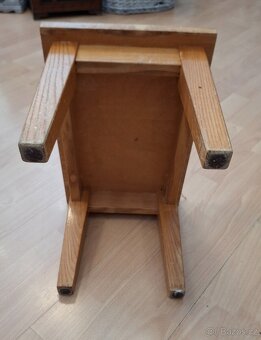 Retro malý dřevěný stolek a židlička - 6