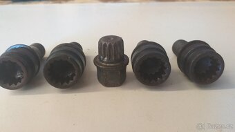 Bezpečnostní šrouby - 6