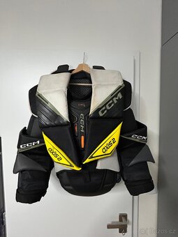 Brankářská vesta CCM Axis 2 SR vel. S - 6
