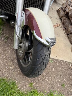 Triumph Rocket III clasic - 6