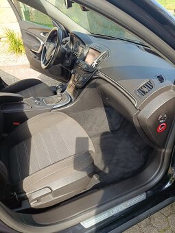 Opel Insignia sports tourer sw 2.0cdti - 6