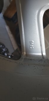 Alu kola 6jx16 5x112 et43 z Škoda Karoq - 6
