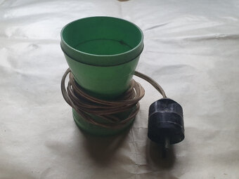 Termosky různých velikostí a rychlovařič - 6