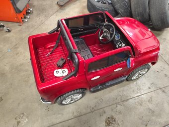 Dětské autíčko Mercedes pickup X-class 4x4 - 6