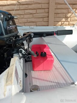 Prodám gumový člun - 6