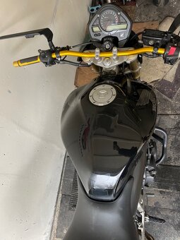Honda Hornet CB 600f - 6