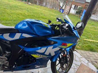 Suzuki GSX-R 125 - 6